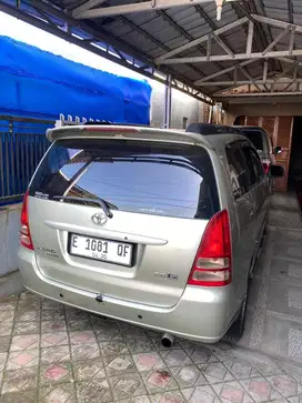 DIJUAL TOYOTA KIJANG INNOVA 2005