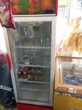Jual showcase bekas