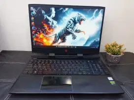 HP OMEN 15 - dc1090TX
i7 - 9750H
Ram 8GB
SSD 512GB NVme
GTX 1650 4GB