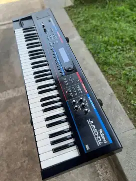Synthesizer Roland Juno Di + Gigbag