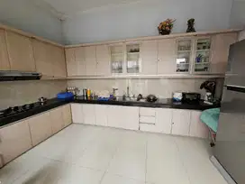 JUAL RUMAH BAGUS SIAP HUNI DI KOMPLEK MUARA