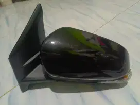Punya spion calya/sigra retrack warna hitam masih baru