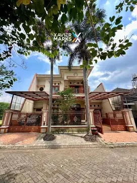 Dijual Rumah di Araya Golf Classic Modern Siap Huni, Blimbing Malang