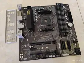 GIGABYTE B550M DS3H Socket AMD AM4 Ryzen Gen 3/4/5