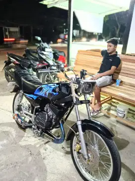 Yamaha RX king 2003 minat wa:082286581696