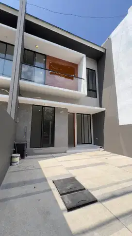 Rumah Dijual Surabaya Timur Kutisari Baru Siap Huni