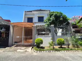 Rumah Mewah 2 Lantai Siap Huni di Perumahan Griya Shanta Suhat