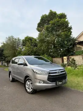TOYOTA INNOVA G LUXURY A/T 2017