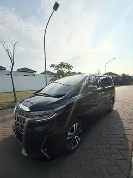 DIJUAL – TOYOTA ALPHARD 2.5 G AT (2022) – BLACK – KM 32.000 -EXCELLENT