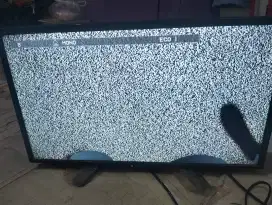 TV LED sharp 24 inch