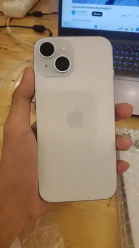 Iphone 15 128gb biru