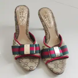 Sandal heels wanita fashion size 40, preloved