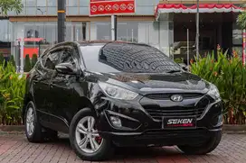 Hyundai Tucson GLS 2.0 AT Matic 2012 Hitam.