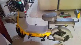 Sepeda listrik Pasific Nimbus