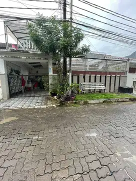 Rumah Asri, dekat dengan fasilitas Umum