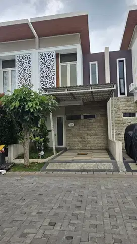 DIJUAL  RUMAH 2 LANTAI DI PURI SAFIRA CLUSTER GRAND SHANAYA, MENGANTI