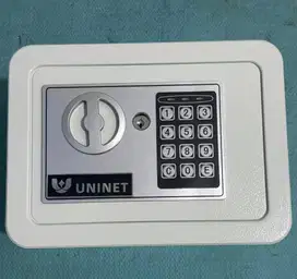 DIJUAL BRANKAS UANG MINI