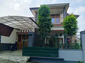 RUMAH HOOK DEPAN WISATA PETIK MAWAR GUNUNG SARI KOTA BATU