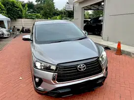Toyota Venturer 2.4 diesel 2021 AT silver metallic