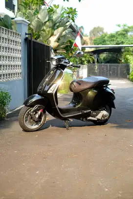 PIAGGIO VESPA SPRINT 150 IGET 2016 MURAH BANGETT