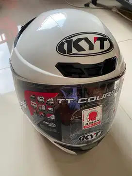 Jual helm tt course like new