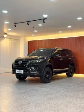 Fortuner 2.8 VRZ GR 2024 odo 6 Ribuan