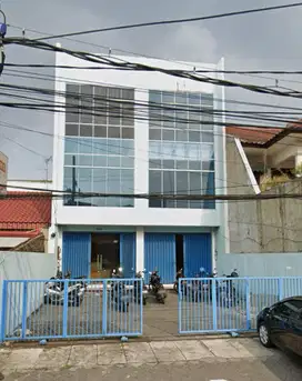 Ruko 3,5 Lantai Lokasi Strategis di Darmo Permai, Surabaya