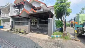 RUMAH DI JALAN KEBRAON, KARANGPILANG SURABAYA