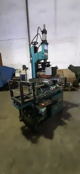 MESIN HOT PRINT DAN MESIN PASANG TATAKAN CLIP BOARD
