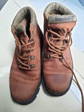 Sepatu boot Timberland