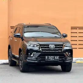 FORTUNER VRZ GR SPORT DIESEL AT 2021