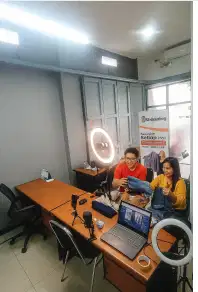 Sewa Ruangan Untuk Live Shopping, Kantor, Retail Untuk 4-5 Orang