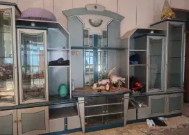 LEMARI SEKAT KACA DUCO
