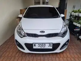 Kia Rio 2014 1.4 A/T (Automatic / Matic)