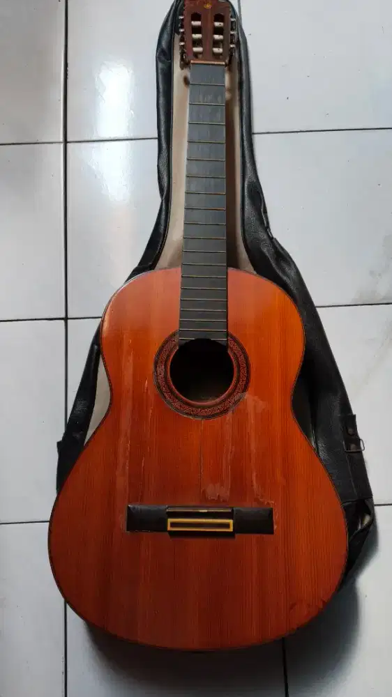 Rare Gitar akustik Yamaha G-231 II original