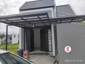 Dijual rumah siap huni di Grand Sunrise Menga