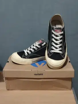 Sepatu ventela basic low black 42 original sneakers