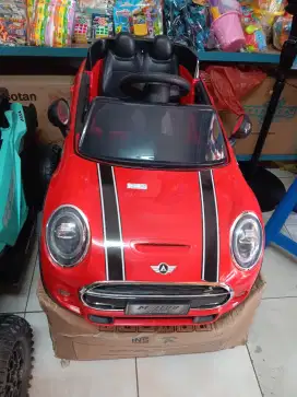 Mobil aki anak (mini cooper)