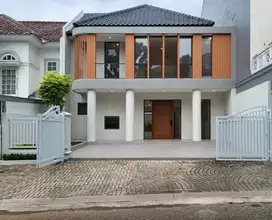 Rumah Siap Huni 2 Lantai di Legenda Wisata Cibubur