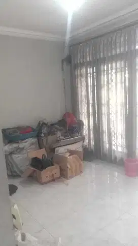 Dijual Rumah 2 Lantai Bagus di Taman Kopo Indah, Bandung