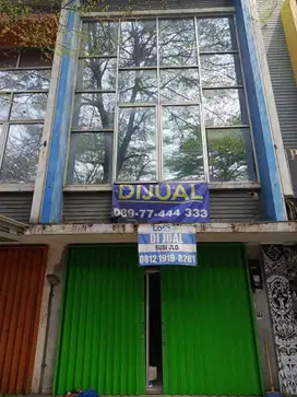 Ruko 2 Lantai Siap Pakai – Lokasi Premium di Jantung Karawaci