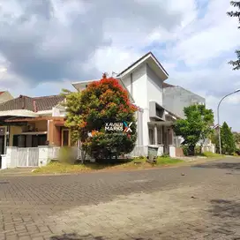 Dijual Rumah Hook Desain Minimalis Modern di Villa Puncak Tidar Malang