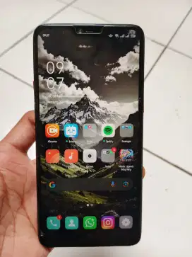 Oppo f7 4/64 hp cas