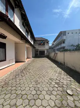 Dijual Hotel Aktif di Panglima Sudirman, Batu Malang
