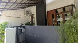 Dijual Rumah Full Furnish 2 Lantai di Resinda Karawang 300jutaan Saja