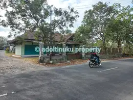 Rumah dengan 2 kios tepi jalan utama, tanjung, mertoyudan, magelang