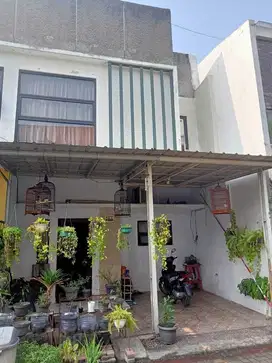 Rumah Bagus siap huni di cluster ciledug view Ciledug Tangerang