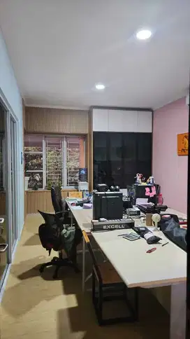 Dijual Rumah Rapi Terawat Siap Huni Lokasi di Joglo Kembangan Jakbar