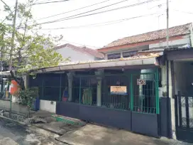 Rumah asri di Jl. Pasar Minggu