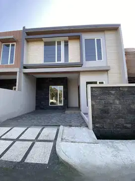 Dijual rumah Baru minimalis 2 lantai Rungkut Harapan